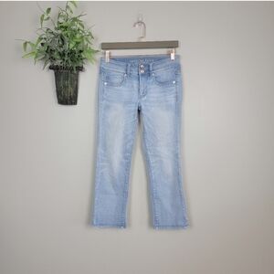 American Eagle Artist Crop Capri Slim Low Rise Light Wash Stretch Jeans 4